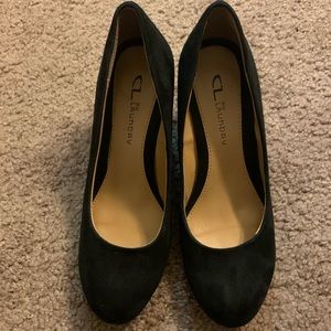 Chinese Laundry black suede wedges